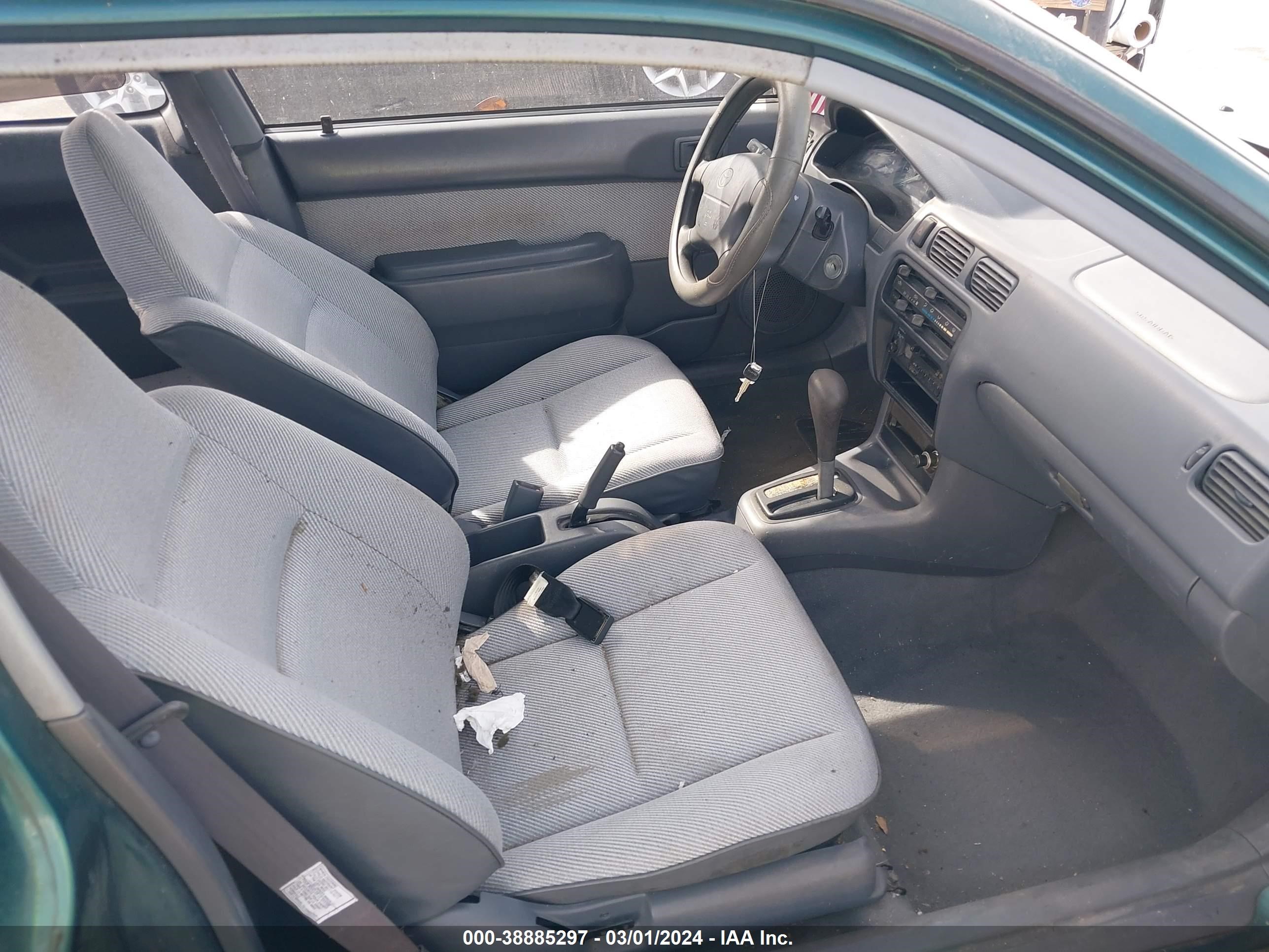 Photo 4 VIN: JT2AC52L8T0138883 - TOYOTA TERCEL 