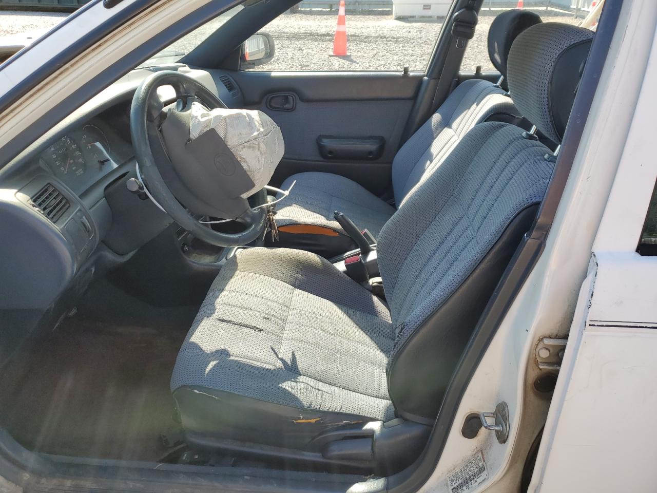 Photo 6 VIN: JT2AE04E7P0019451 - TOYOTA COROLLA 