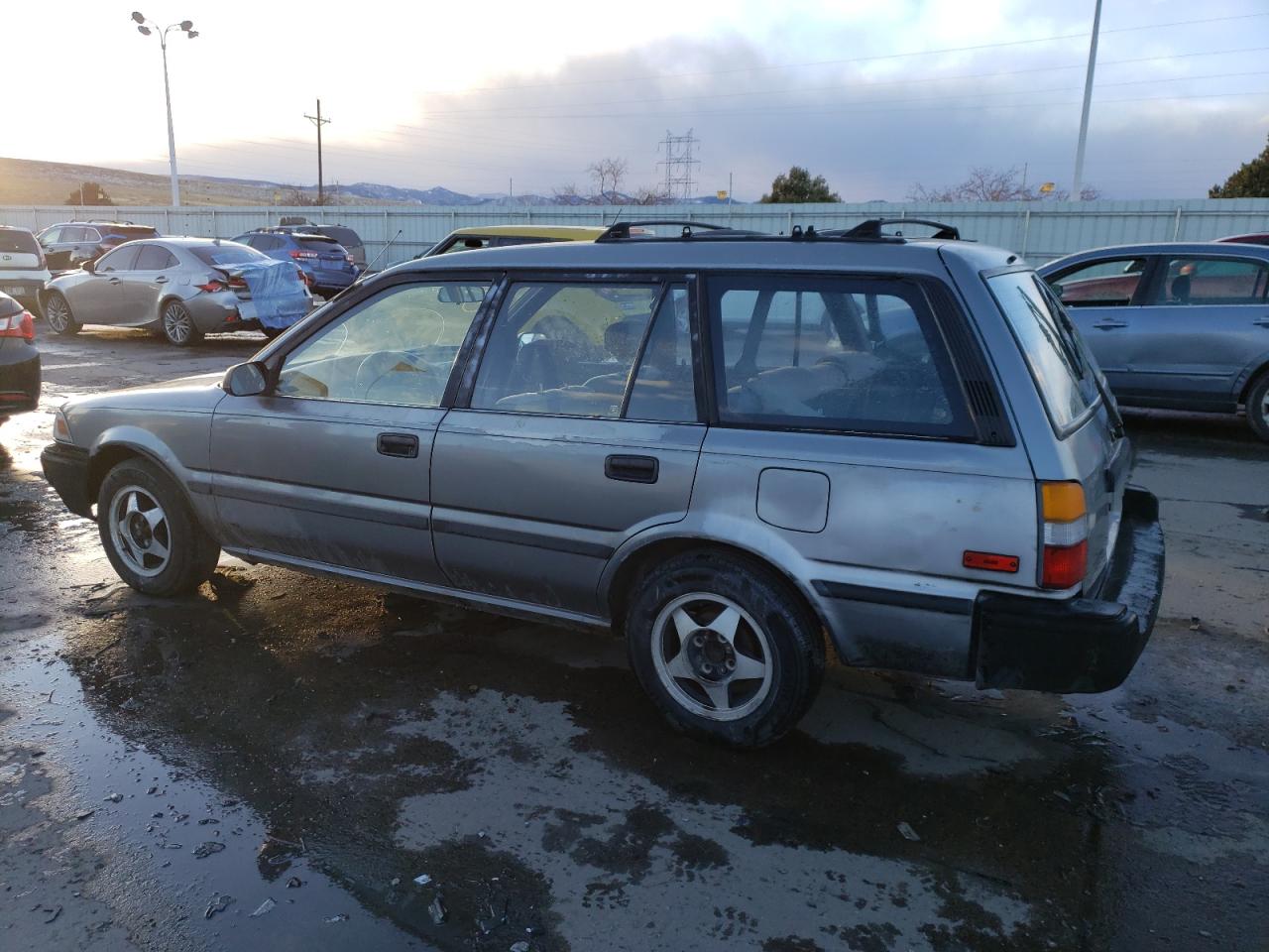 Photo 1 VIN: JT2AE92W1K3289735 - TOYOTA COROLLA 