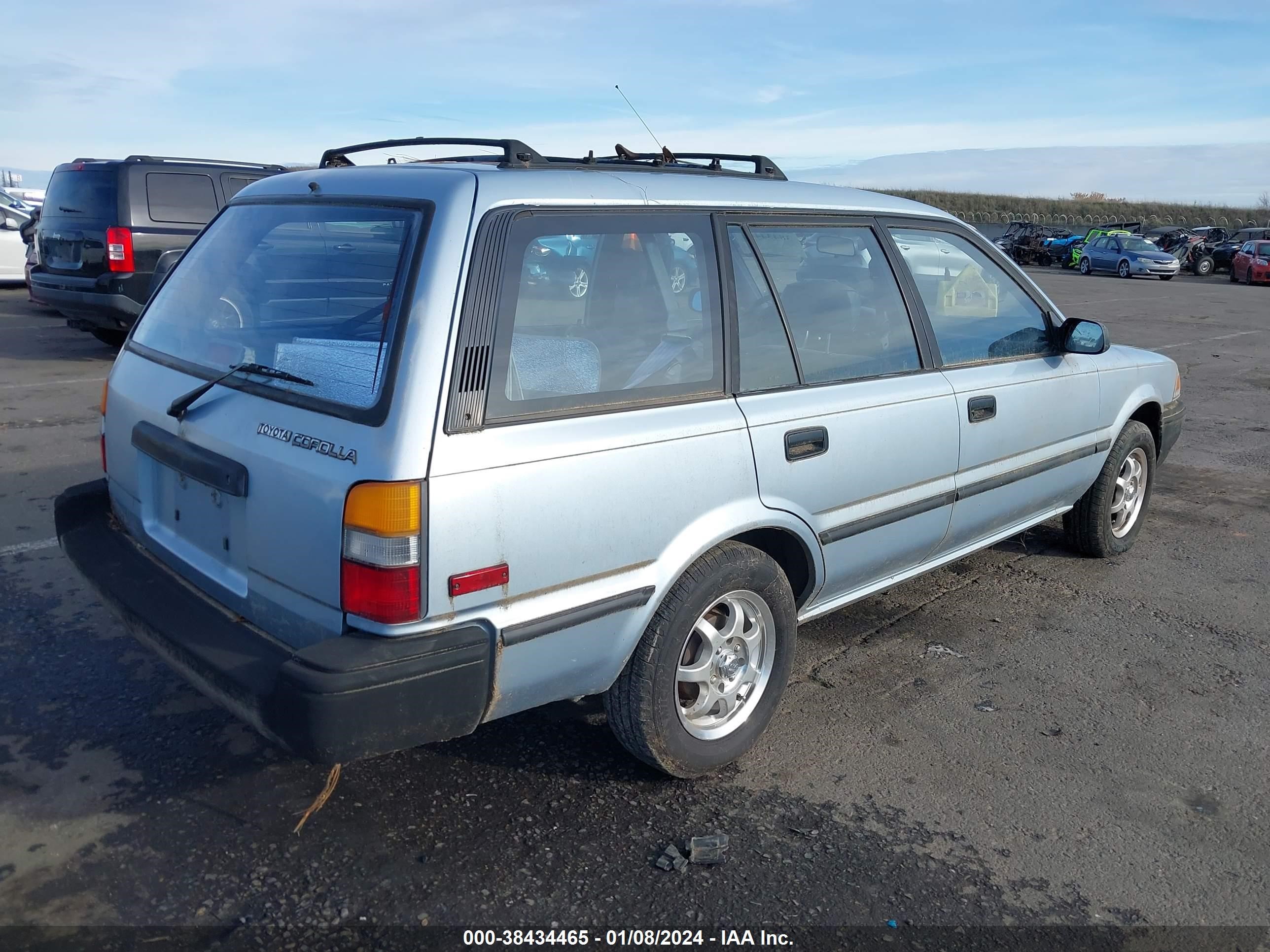 Photo 3 VIN: JT2AE92W7K3274897 - TOYOTA COROLLA 