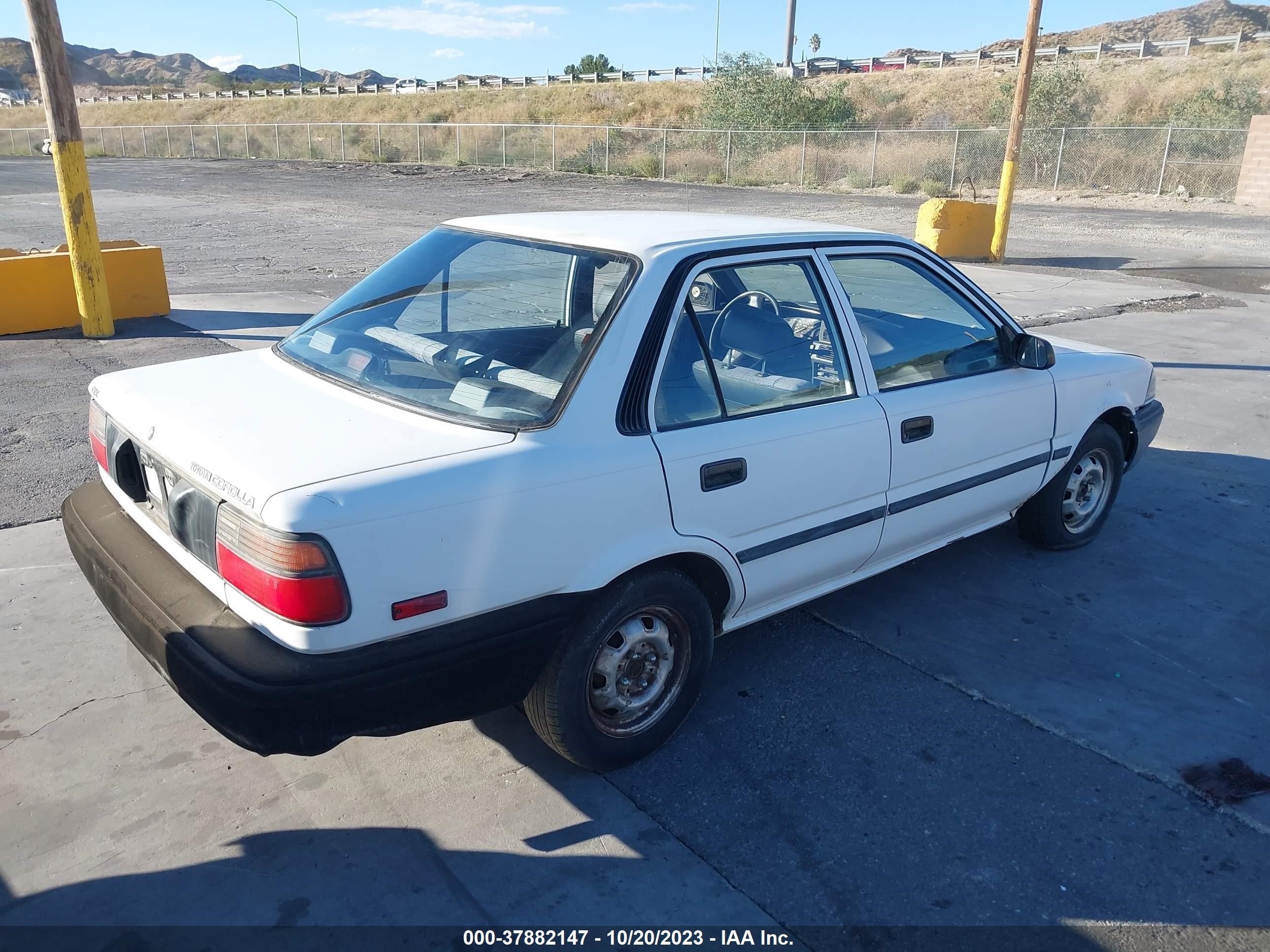 Photo 3 VIN: JT2AE94A2L3407486 - TOYOTA COROLLA 