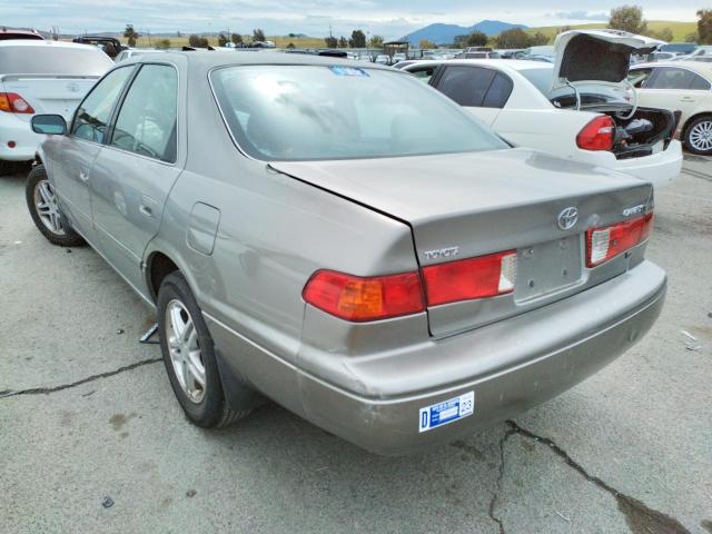 Photo 2 VIN: JT2BF22K0Y0284882 - TOYOTA CAMRY CE 