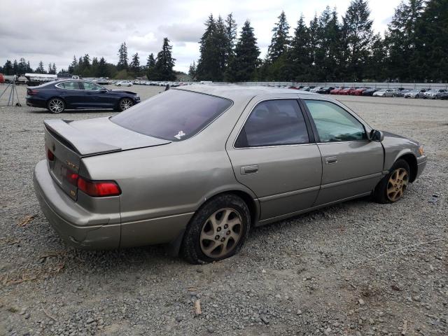 Photo 2 VIN: JT2BF22K1X0188693 - TOYOTA CAMRY LE 