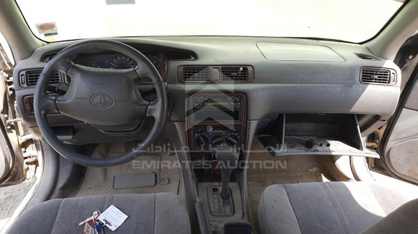 Photo 13 VIN: JT2BF22K2W0091419 - TOYOTA CAMRY 