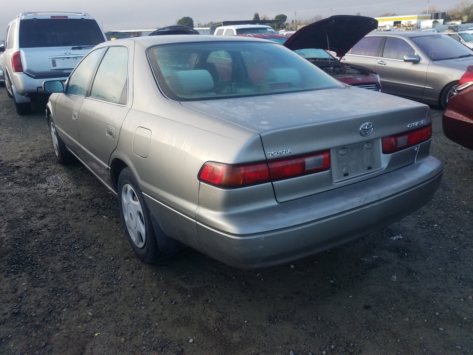 Photo 2 VIN: JT2BF22K3W0109216 - TOYOTA CAMRY CE 