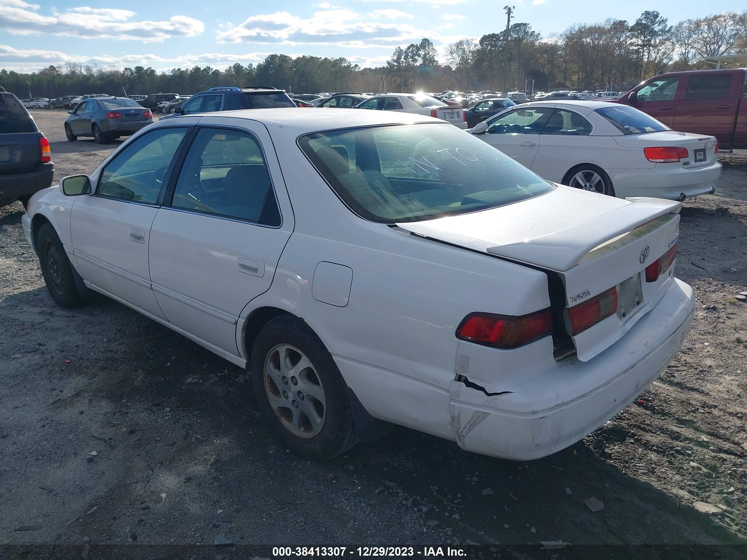 Photo 5 VIN: JT2BF22K3X0202559 - TOYOTA CAMRY 