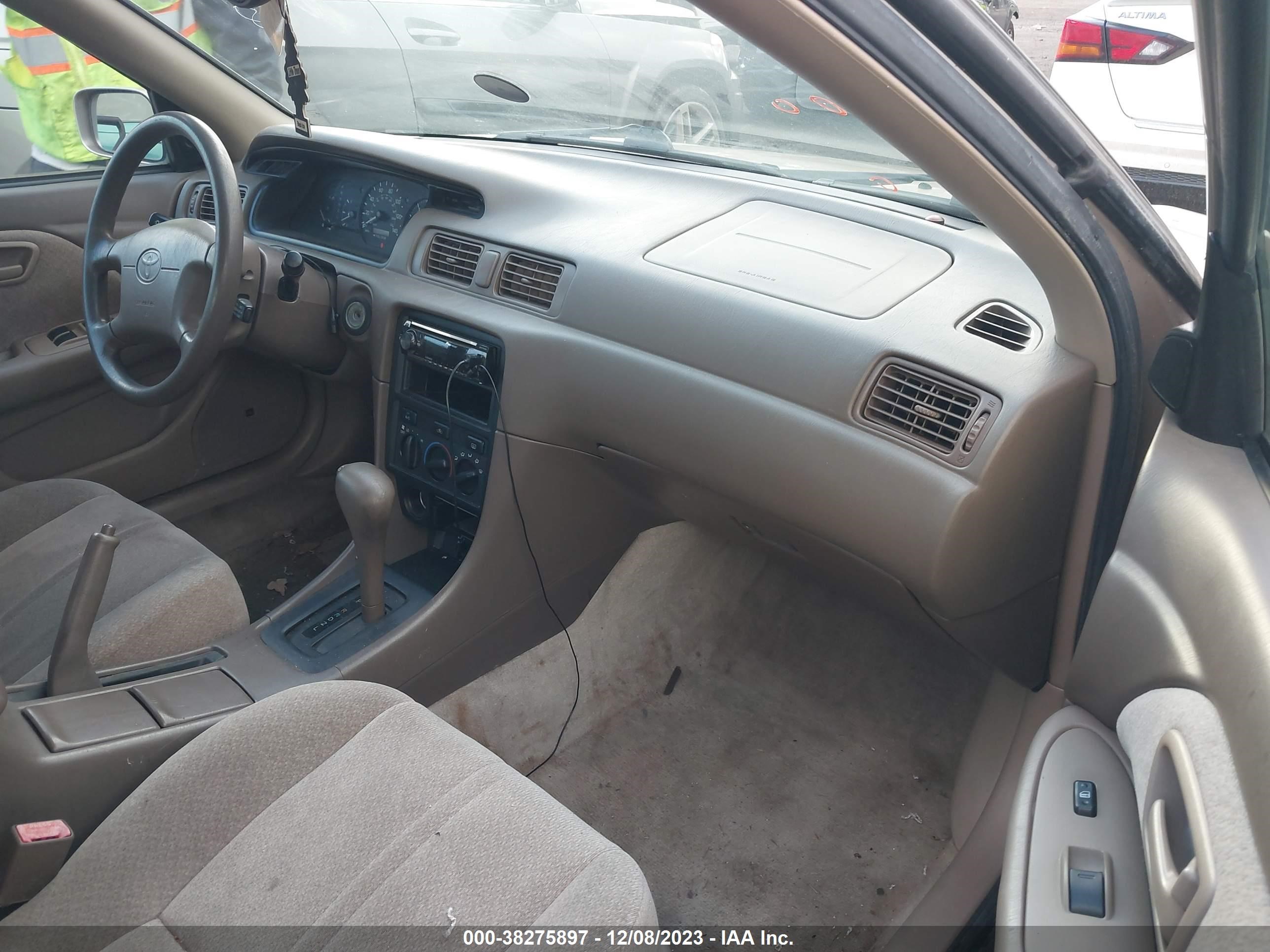 Photo 4 VIN: JT2BF22K410292263 - TOYOTA CAMRY 