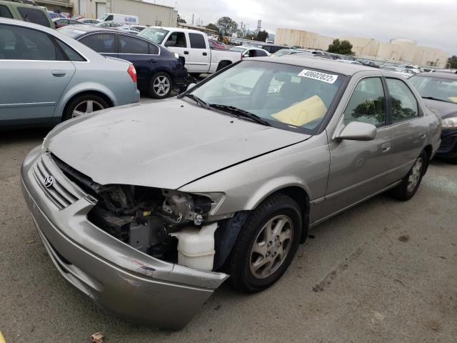 Photo 1 VIN: JT2BF22K4X0185464 - TOYOTA CAMRY LE 