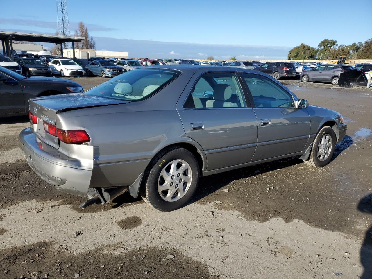 Photo 2 VIN: JT2BF22K4X0190261 - TOYOTA CAMRY 