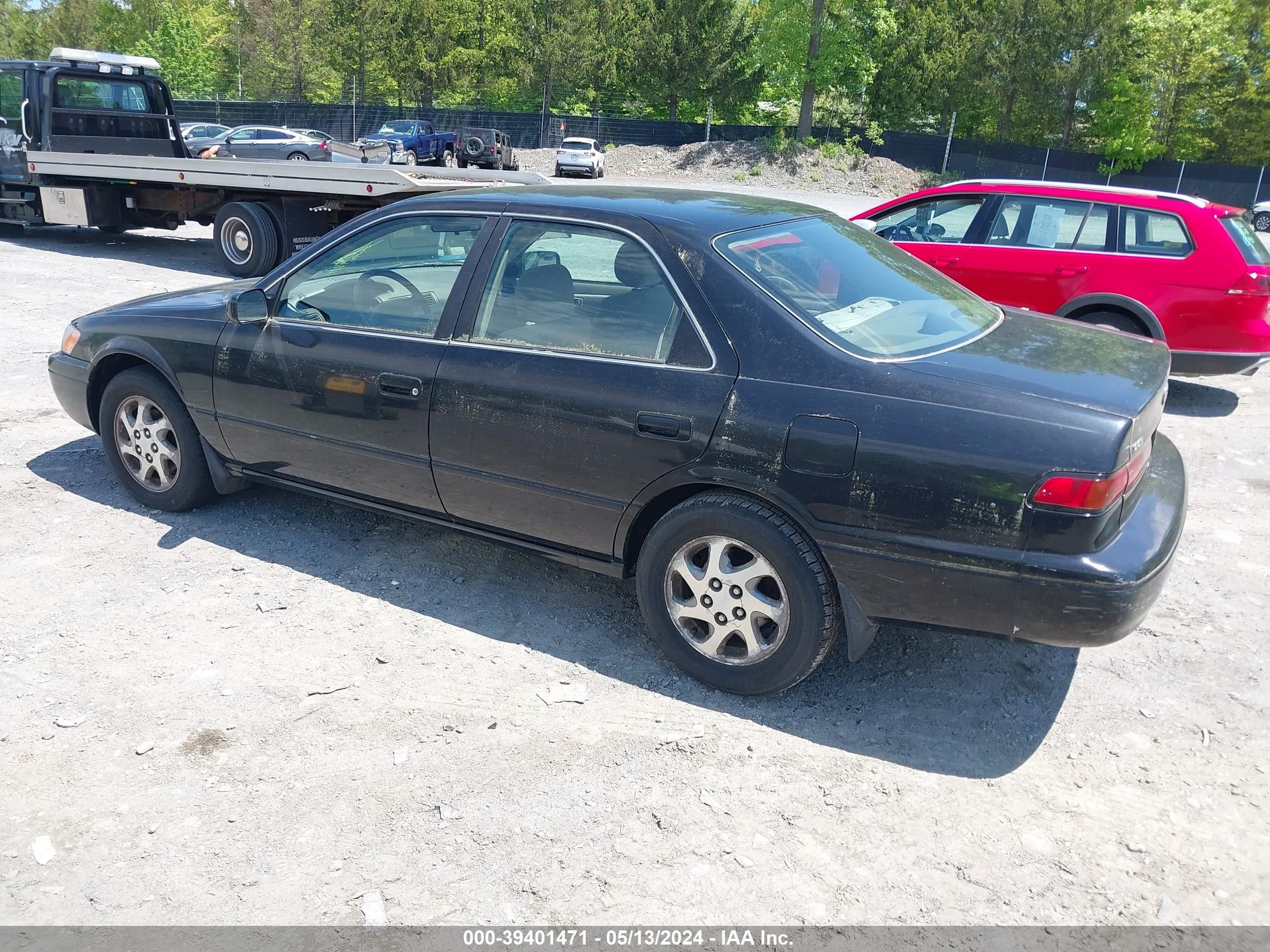 Photo 2 VIN: JT2BF22K4X0223615 - TOYOTA CAMRY 