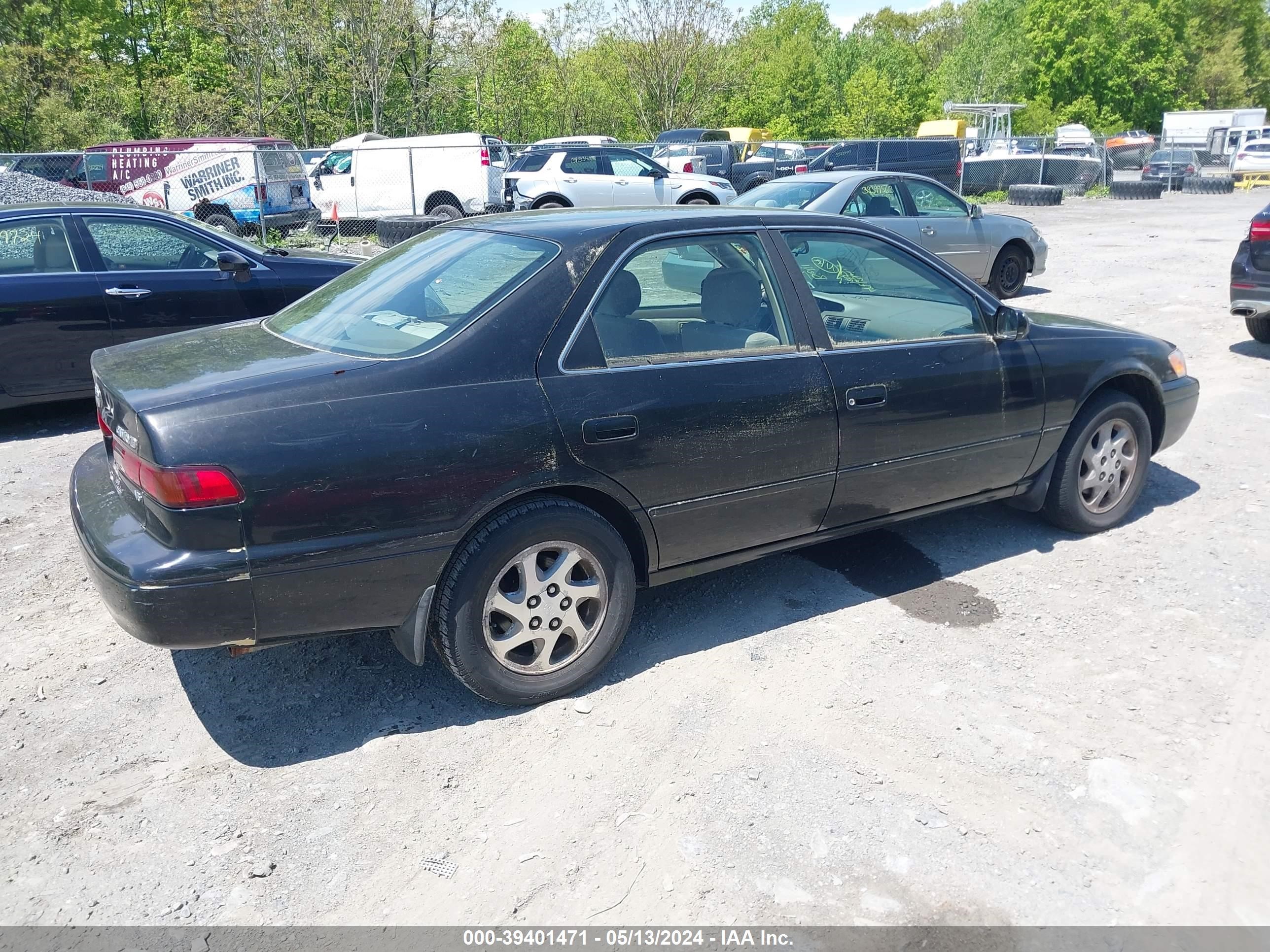 Photo 3 VIN: JT2BF22K4X0223615 - TOYOTA CAMRY 