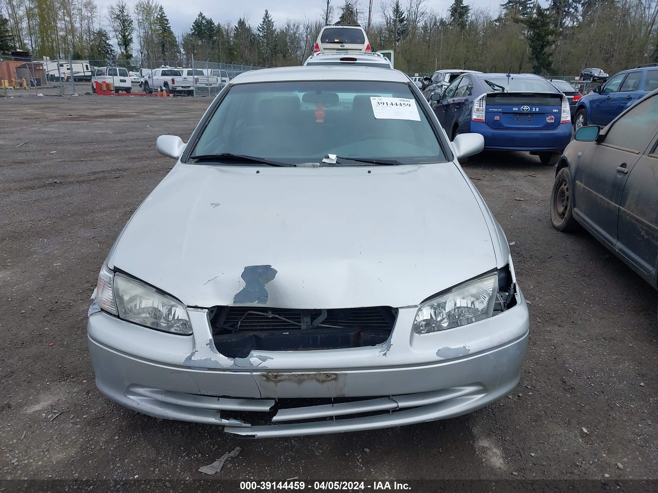 Photo 5 VIN: JT2BF22K4Y0265655 - TOYOTA CAMRY 