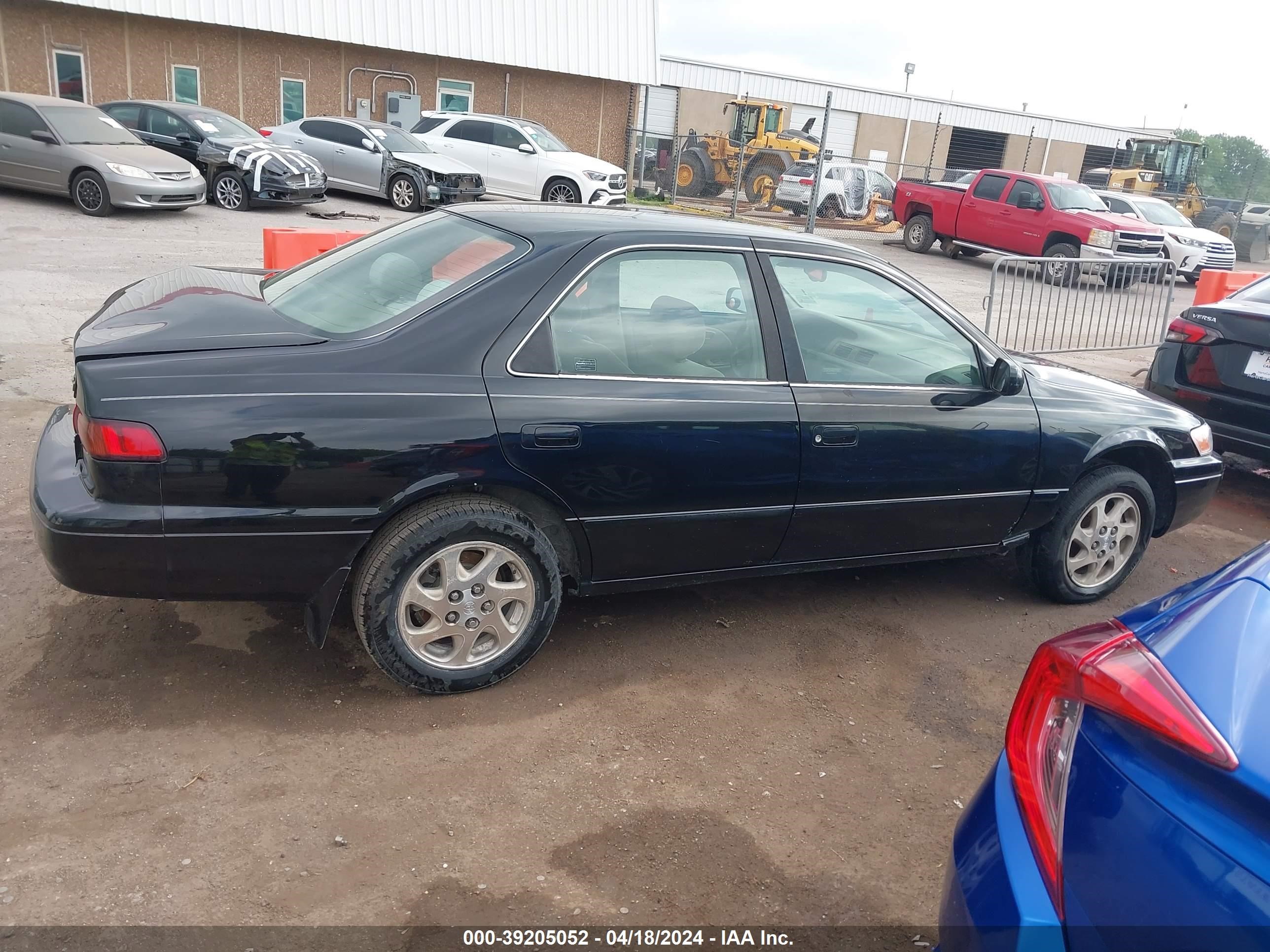 Photo 12 VIN: JT2BF22K5X0222943 - TOYOTA CAMRY 