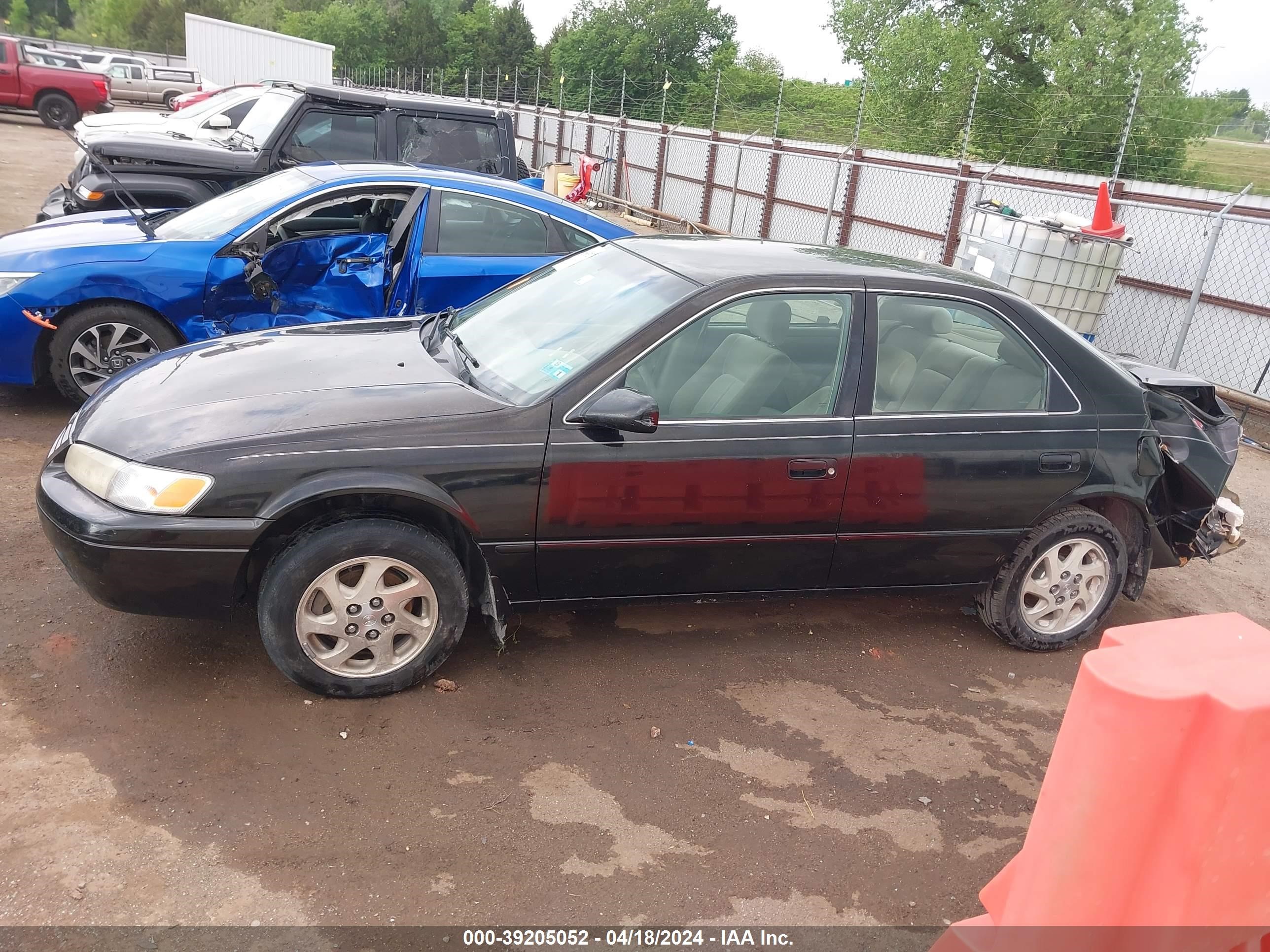 Photo 13 VIN: JT2BF22K5X0222943 - TOYOTA CAMRY 