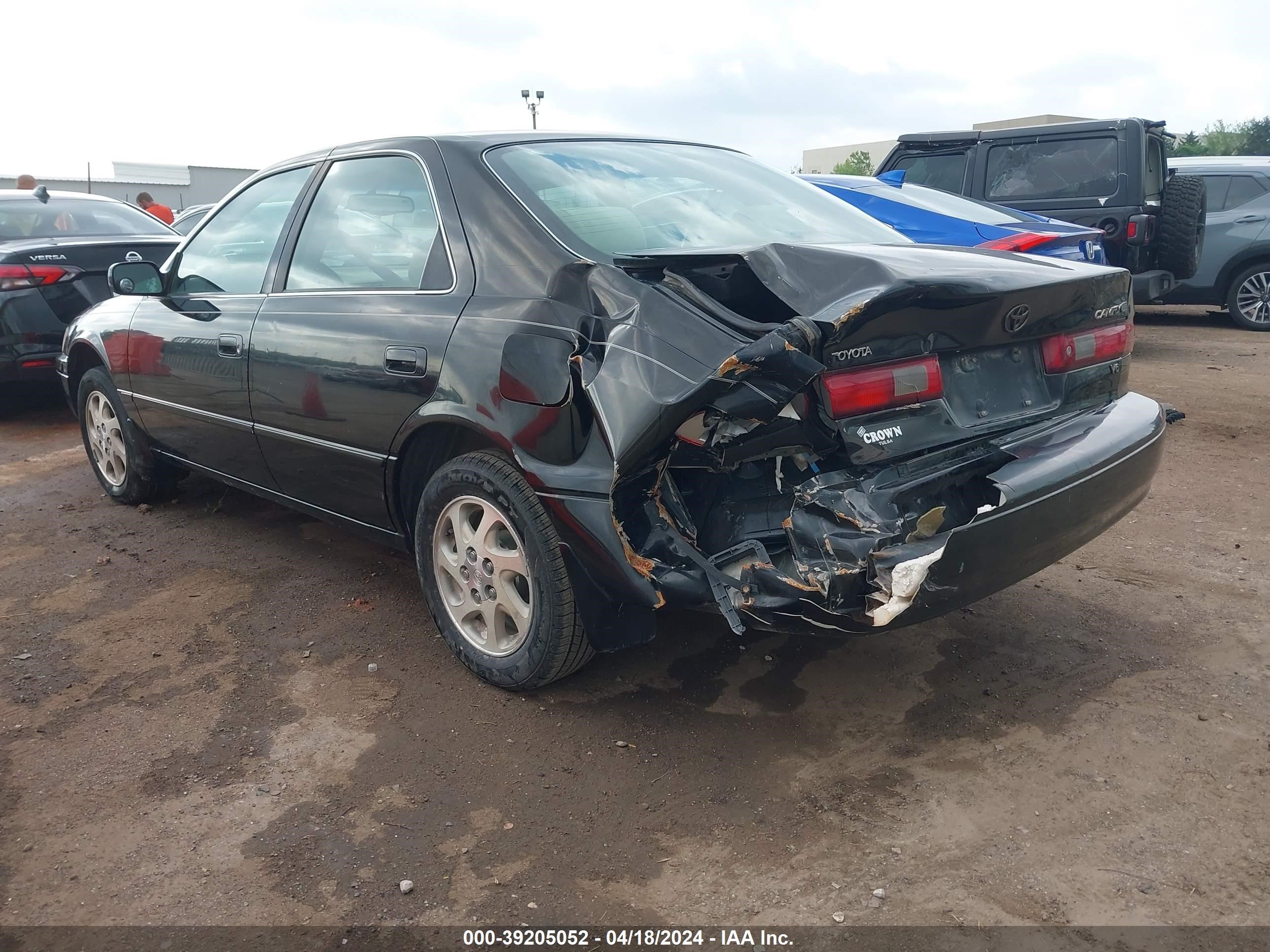 Photo 2 VIN: JT2BF22K5X0222943 - TOYOTA CAMRY 