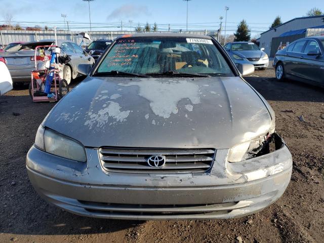 Photo 4 VIN: JT2BF22K6W0136555 - TOYOTA CAMRY 