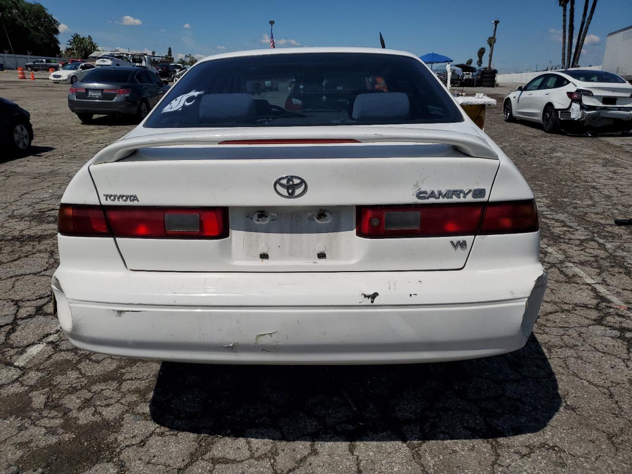 Photo 5 VIN: JT2BF22K6X0156841 - TOYOTA CAMRY 