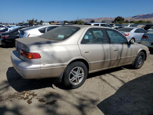 Photo 2 VIN: JT2BF22K7Y0281400 - TOYOTA CAMRY CE 