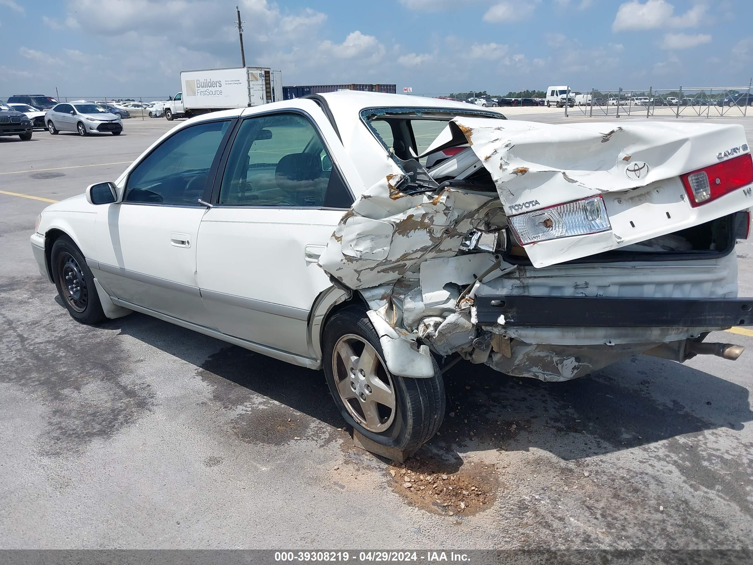 Photo 2 VIN: JT2BF22K810313535 - TOYOTA CAMRY 