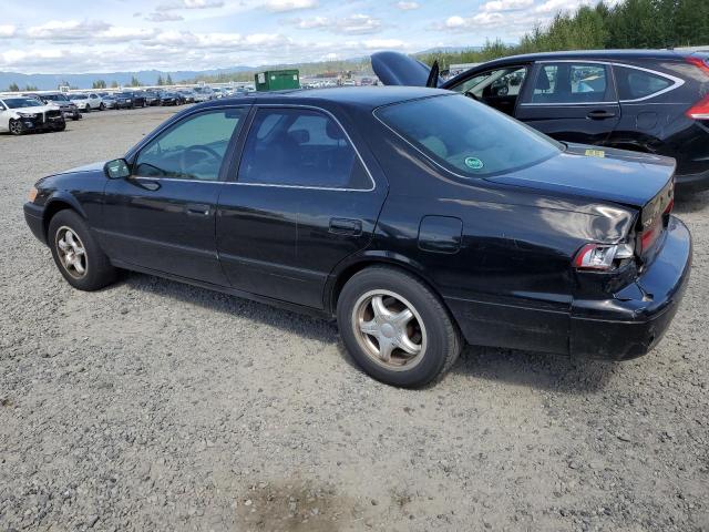 Photo 1 VIN: JT2BF22K8V0069035 - TOYOTA CAMRY LE 