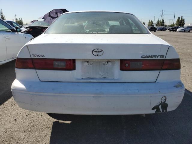 Photo 5 VIN: JT2BF22K8W0132331 - TOYOTA CAMRY 