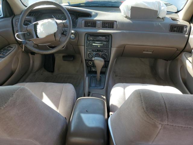 Photo 7 VIN: JT2BF22K8W0132331 - TOYOTA CAMRY 