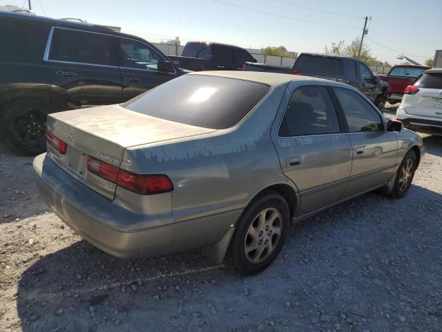 Photo 2 VIN: JT2BF22K8X0160776 - TOYOTA CAMRY LE 