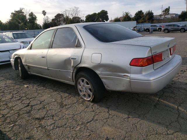 Photo 1 VIN: JT2BF22K8Y0261723 - TOYOTA CAMRY 