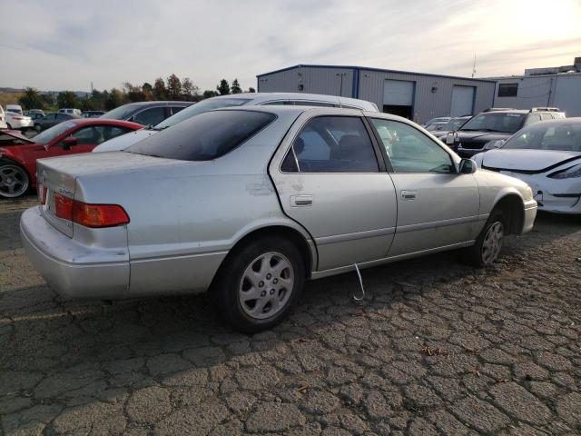 Photo 2 VIN: JT2BF22K8Y0261723 - TOYOTA CAMRY 