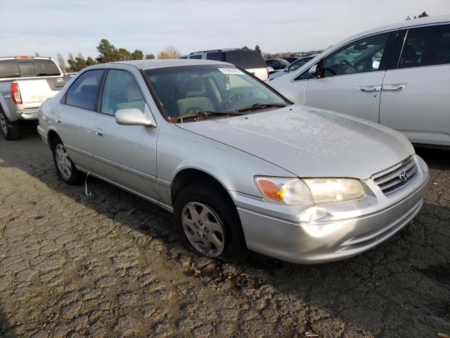 Photo 3 VIN: JT2BF22K8Y0261723 - TOYOTA CAMRY 