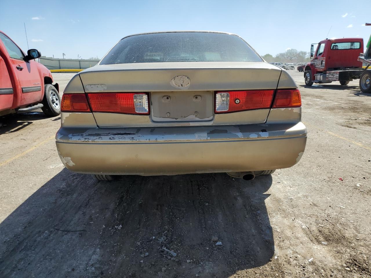 Photo 5 VIN: JT2BF22KX10324648 - TOYOTA CAMRY 