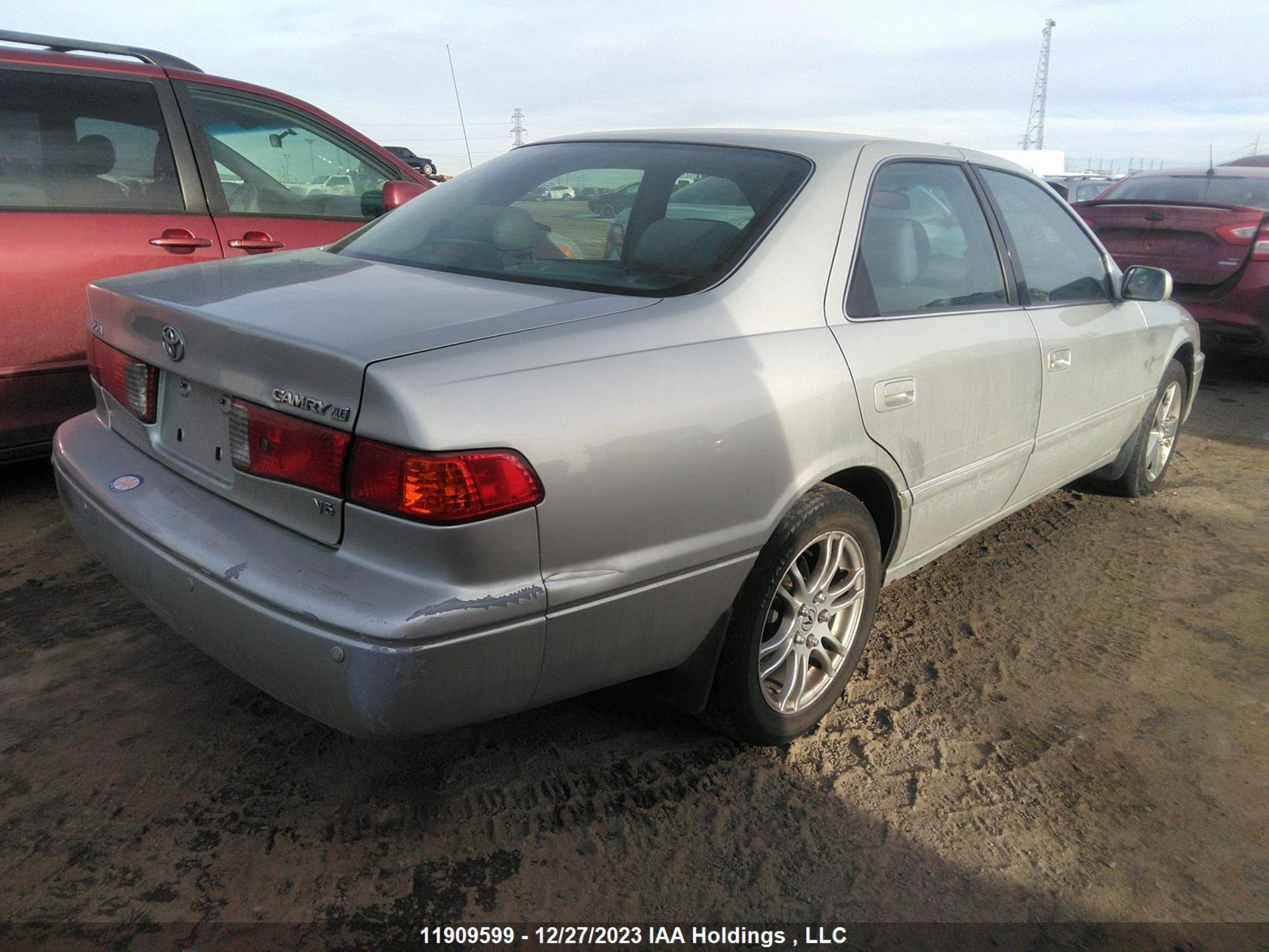 Photo 3 VIN: JT2BF22KXY0242770 - TOYOTA CAMRY 