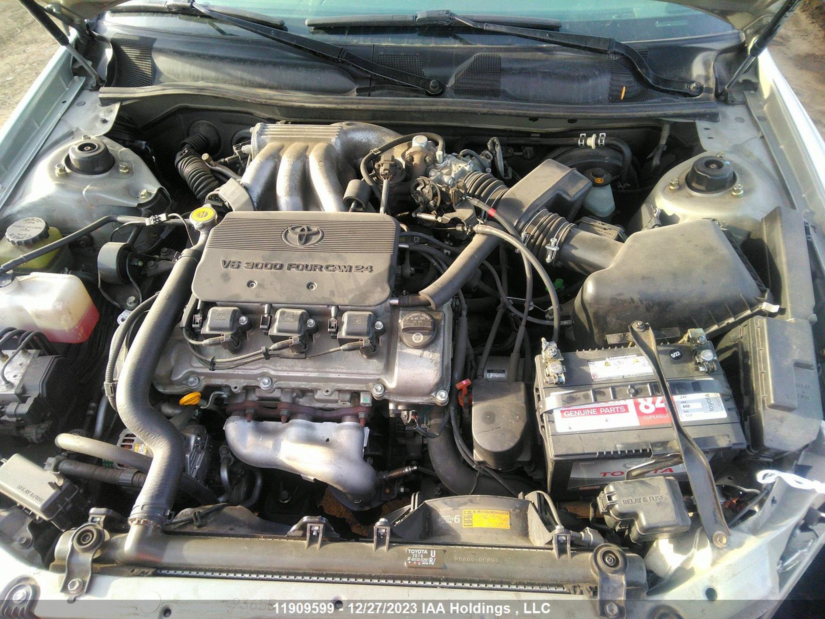 Photo 9 VIN: JT2BF22KXY0242770 - TOYOTA CAMRY 