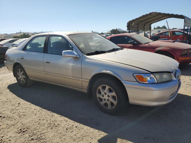 Photo 3 VIN: JT2BF22KXY0260377 - TOYOTA CAMRY 