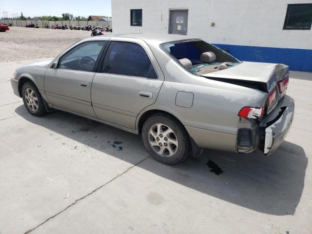 Photo 1 VIN: JT2BF28K0Y0252456 - TOYOTA CAMRY LE 