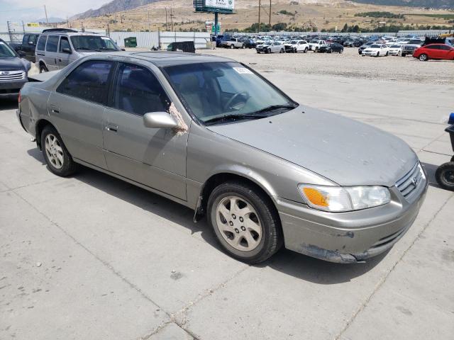 Photo 3 VIN: JT2BF28K0Y0252456 - TOYOTA CAMRY LE 