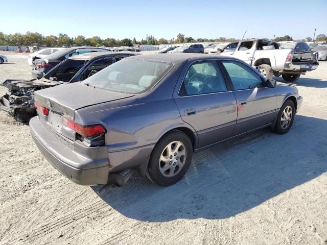 Photo 2 VIN: JT2BF28K1X0212143 - TOYOTA CAMRY LE 