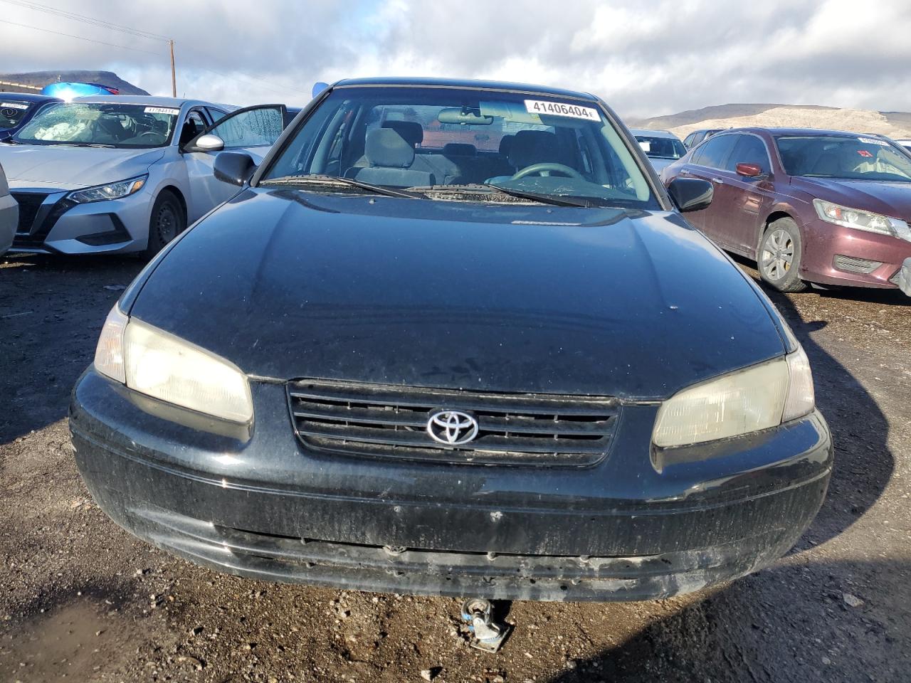 Photo 4 VIN: JT2BF28K2W0135569 - TOYOTA CAMRY 