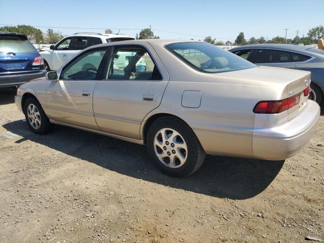 Photo 1 VIN: JT2BF28K2X0157654 - TOYOTA CAMRY LE 