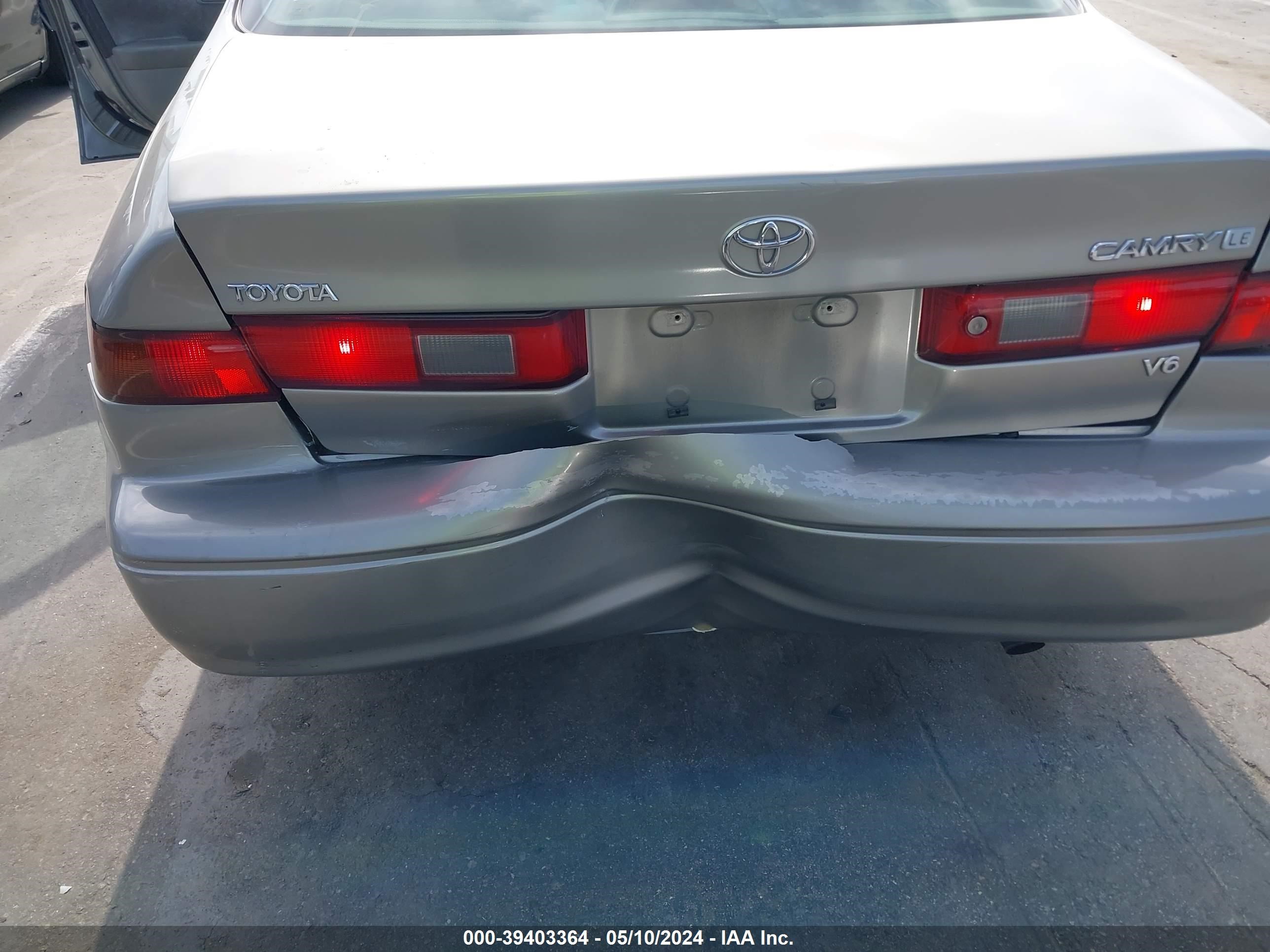 Photo 5 VIN: JT2BF28K2X0158464 - TOYOTA CAMRY 