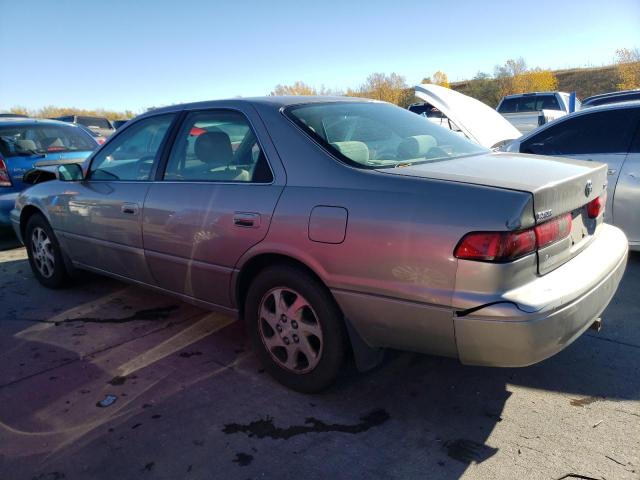 Photo 1 VIN: JT2BF28K3X0233429 - TOYOTA CAMRY LE 