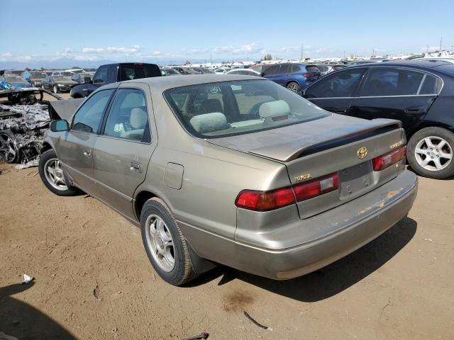 Photo 1 VIN: JT2BF28K4X0176447 - TOYOTA CAMRY LE 