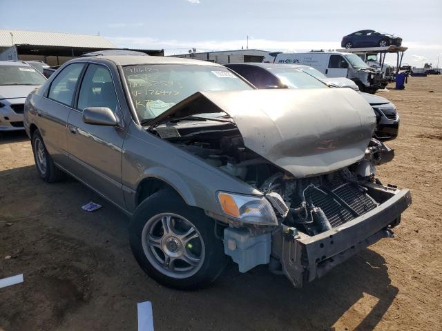 Photo 3 VIN: JT2BF28K4X0176447 - TOYOTA CAMRY LE 