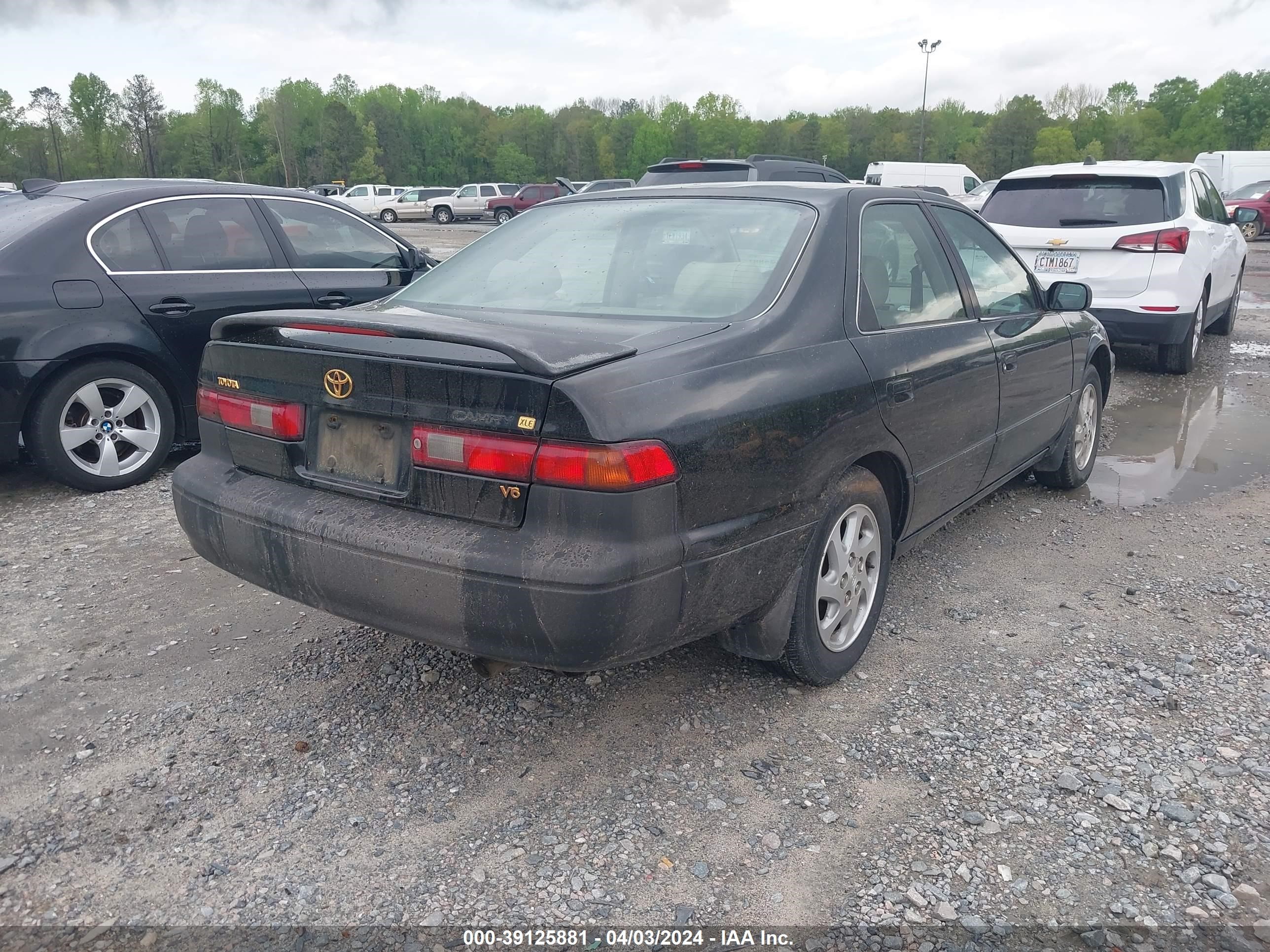 Photo 3 VIN: JT2BF28K5X0213022 - TOYOTA CAMRY 