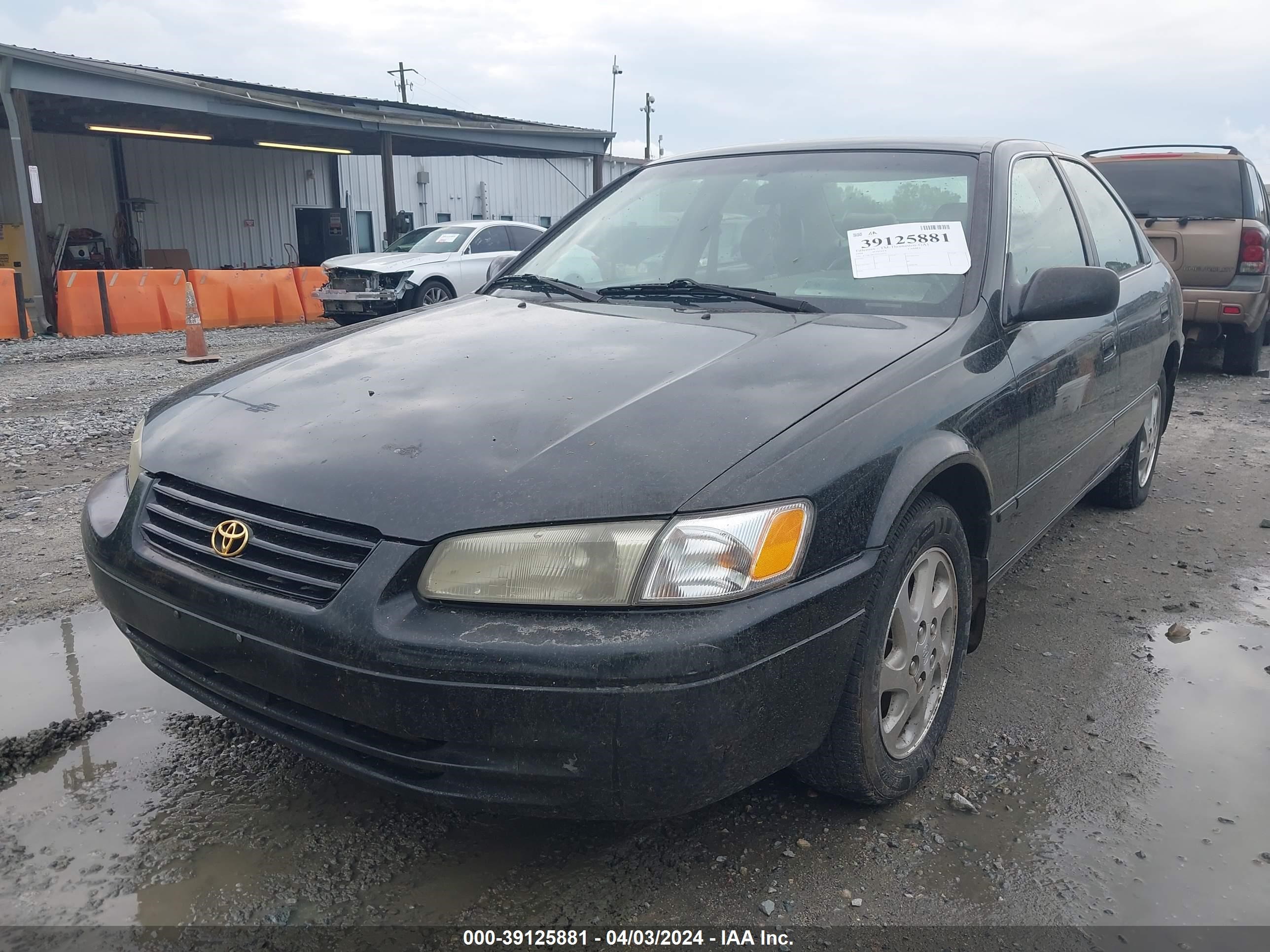 Photo 5 VIN: JT2BF28K5X0213022 - TOYOTA CAMRY 