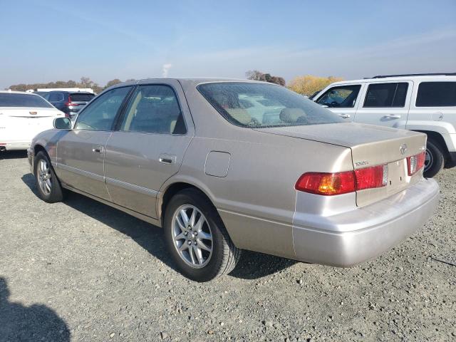 Photo 1 VIN: JT2BF28K5Y0258253 - TOYOTA CAMRY LE 