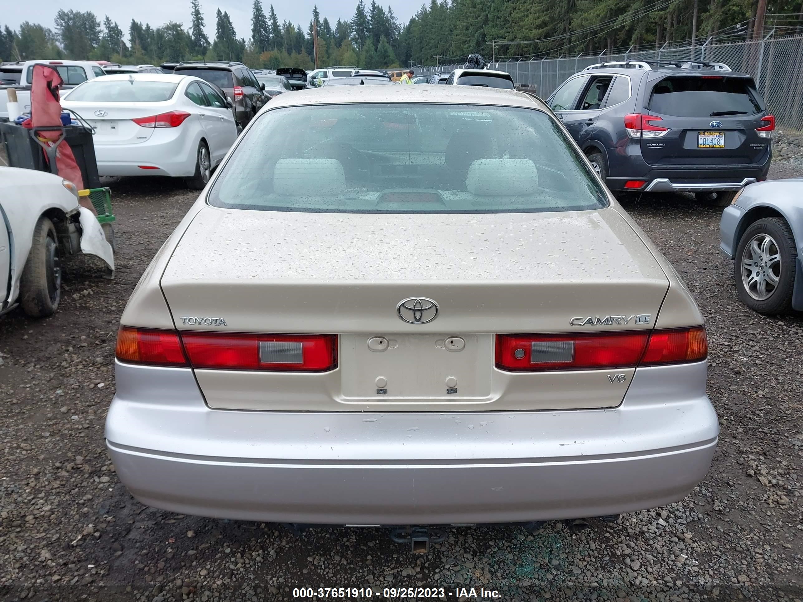 Photo 15 VIN: JT2BF28K6X0152960 - TOYOTA CAMRY 