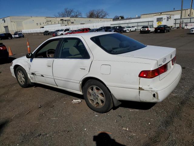 Photo 1 VIN: JT2BF28K6Y0250467 - TOYOTA CAMRY 