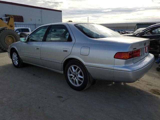 Photo 1 VIN: JT2BF28K7Y0274891 - TOYOTA CAMRY LE 