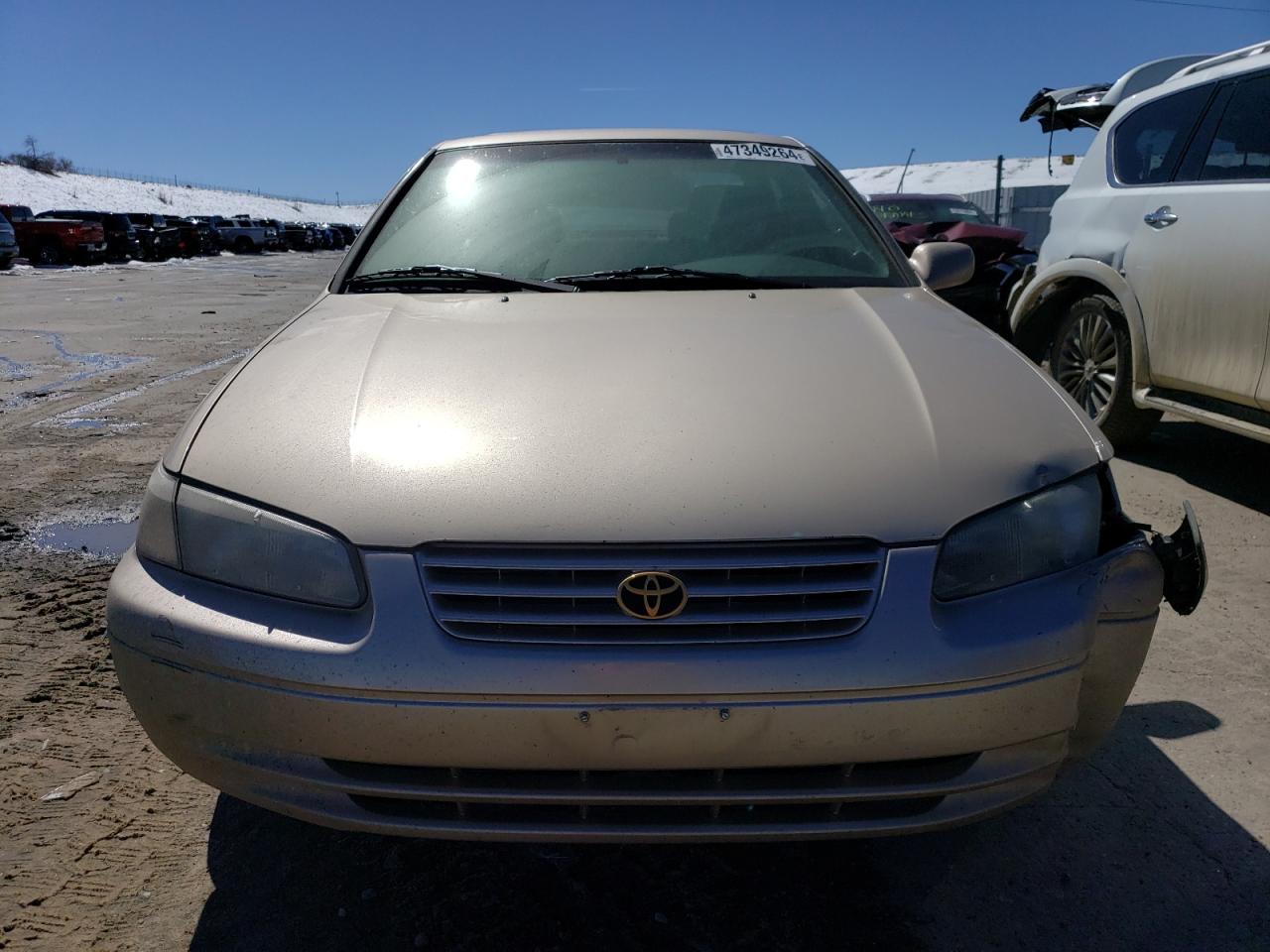 Photo 4 VIN: JT2BF28K8W0112202 - TOYOTA CAMRY 